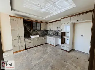 Esc'den Merkez Mh'de Havuzlu Site İçi 2+1 Satılık Daire Esc2467a