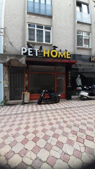 Erdem Emlak Ofisinden Çiftlik Te Kiralık 30 M2 Wc Li Dükkan