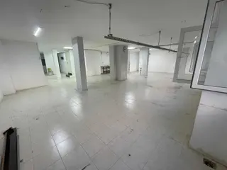 Buca'da Satılık Dükkan