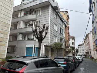 Çimen Sokak Krediye Uygun / 2+1 / 5.000.000 Tl