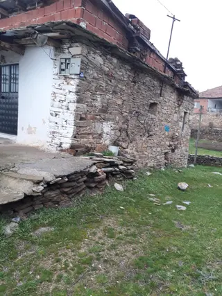 Sahibinden Taş Yapı Köy Evi Ve Bahçesi Sahibinden Taş Yapı Köy Evi Ve Bahçesi