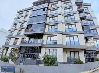 Global'den Kaçmaz Fırsat Genç Binada,boş Krediye Uygun 3+1 Daire
