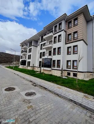 Gaziosmanpaşa Tokide Muhteşem Manzaralı Satılık 3+1 Daire