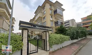 Remax Model Servergazi Uğur Sitesinde 3.5+1 225m² Satılık Daire