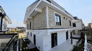 Balcıoğlundan Kocaali Yaylada Fırsat Lüx 3+1 Triplex Villa