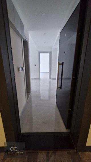 Ceylan Emlaktan Merkezde Satılık Ofis