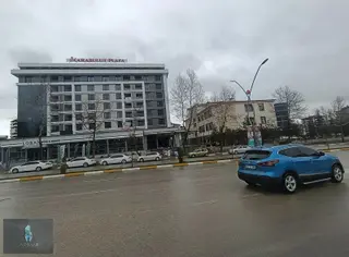 Hazardağlı Kavşağı Karabulut Plazada Tabela Değeri Yüksek Köşe