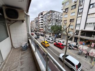 Startkey Platin'den Cumartesi Pazar Yeri Yanıcadde Üstü Kiralık Geniş Arakat Startkey Platin'den Cumartesi Pazar Yeri Yanıcadde Üstü Kiralık Geniş Arakat