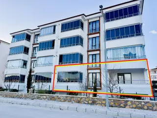 Emre Gm'den Ataşehir Mahallesinde 3+1 Daire