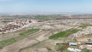 Güzelyurt'ta Toki Yanıbaşında Manzaralı Yatırım Fırsatı 1236 M²