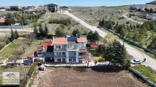 K.kazan Gyo'dan Satılık 9+1 3katlı Villa 1470m2