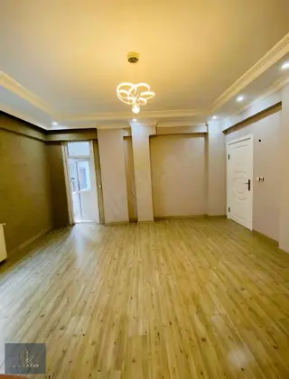 Yeşilkent Mah İnnovia 2 İn Altında Satılık 2+1 Ara Kat Daire