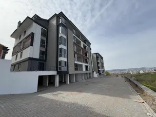 Havuzlu Site İçerisinde Satılık 3+1 135m² Eğimsiz Çatı Dubleks