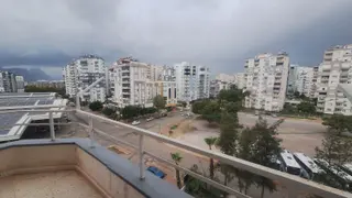 Üniversite /il Emniyet Md.lüğü Yakını Yeşilyurt Sit. Satılık 3+1 Üniversite /il Emniyet Md.lüğü Yakını Yeşilyurt Sit. Satılık 3+1
