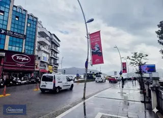 Marmaris Merkez De Prestijli Lokasyonda Satılık İşyeri