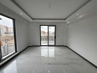 Sağlam Emlaktan Fatihte Satılık Lüks Asansörlü Sıfır 3+1 Daire
