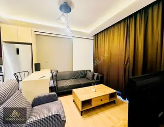 1+1 Eşyalı Kpl.otoparklı Geniş Oturum Çift Cephe Kiralık Daire