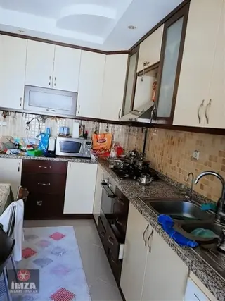 İstiklal De Satılık Geniş Kullanışlı Daire