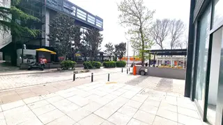 Caddebostan İskele Sk Üzeri Migros Tarafı 40 M2 Ön Kullanımlı