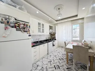 Beykent'te Pazar Yerin Yakınında Geniş Oturumlu Uygunfiyatlı 3+1