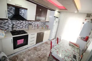 Hemdem Gayrimenkul'den 30 Ağustos'ta Full+full Yapılı Çift Girişli Asansörlü 6+1 Satılık Daire