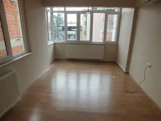 204 Turan Mahallesinde Bulvar Üzerinde Kiralık 3+1 Doğalgazlı Daire