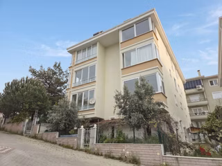 Altınoluk Satılık Daire | 3+1 | Deniz Manzaralı | Özel Bahçeli | Ön Cephe