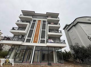 Kayadan Hakan Usta Baklavaları Karşısında 4/3 Katında Asansörlü Kayadan Hakan Usta Baklavaları Karşısında 4/3 Katında Asansörlü