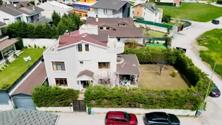 Özlüce 19 Mayıs Mahallesinde 5+1 Müstakil Köşe Parsel Villa