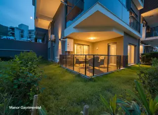 Kuşadası Değirmendere Mah. Eşyalı 2+1 Bahçe Kadı Daire