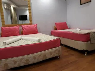 Antalya’nın En Güzel Gezi Merkezi Olan Yat Limanı Yanında