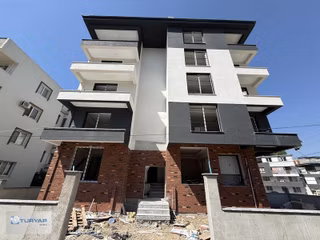 Geniş Balkonlu Satılık 1+1 Daire