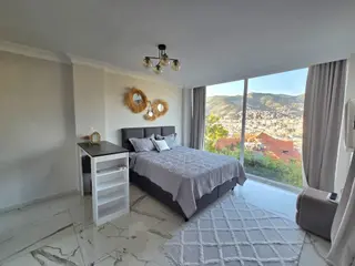 Alanya’nın Tarihi Bölgesinde Daire — Tüm Şehre Panoramik Manzara