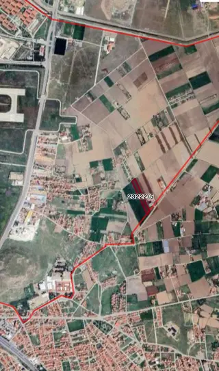Özdemir'den Tepebaşı Gazipaşa Mah Satılık İmara Yakın 7184 Mt Tarla