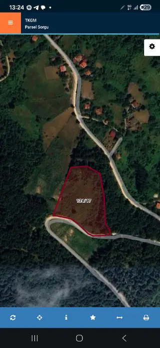 Sahibinden Köy İçinde, Yola Sıfır Deniz Manzaralı Geniş Tarla (11.496 M²) Sahibinden Köy İçinde, Yola Sıfır Deniz Manzaralı Geniş Tarla (11.496 M²)