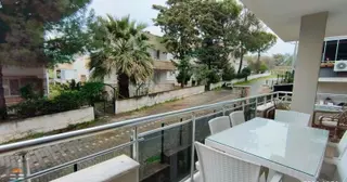 Biret Den Sarımsaklı Da Geniş Ferah Ve Kullanışlı 2+1 Satılık Daire