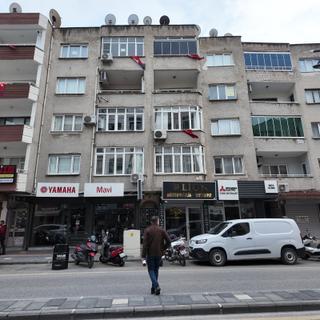 Hilaliye Caddesi Üzerinde 130 M2 Bakımlı 3+1 Arakat Daire