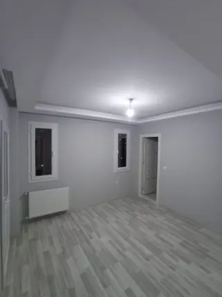 Adana Sarıçam Elifsu Mahallesinde Sarıçam Belediye Emniyete Yakın Konumda 2+1 Kombili Kiralık