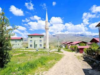 874m2 İmarlı Köşe Başı Tek Tapu Yaylalık Arsa