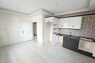 Üstünkent'ten Aydınlıkevler'de Forum Avm Yakını 2+1 Satılık Daire