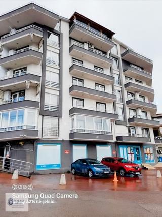İzmit Şehir Merkezinde Net 100 M2 2+1 Kiralık Daire