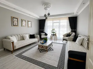 Üçevlerde Ferah 2+1 120 M² 4. Kat Avantajlı Satılık Daire