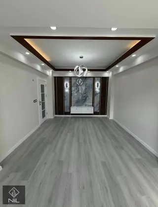 Hastane Bölgesinde 2+1 Sıfır Ultra Lüks Daire Cam Balkonlu