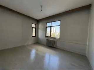 İsa Kavak Gayrimenkul’den Kiralık 3+1 Daire – Selçeklu/ihsaniye