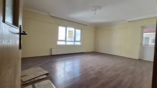 Hürel Mah 3+1 Kat 1 Arka Cephe Bağımsız 120 M2 Geniş Kullanışlı