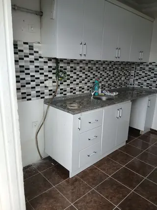 Maltepe Cad Genç Yaşam Sıtesi Lokasyonu Güzel Ana Caddeye Duragına Yakın 3+1 Kiralık Daire