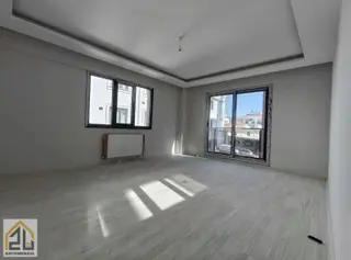 Zu Gayrimenkul Den Atatürk Okulu Yanı 2+1 Kapalı Otoparklı