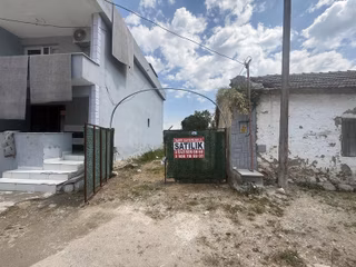 448 M2 Bahçeli Kargir Ev