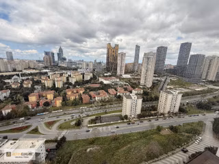Ataşehir Buz Residence'da Deniz Manzaralı 3+1 Satılık Daire