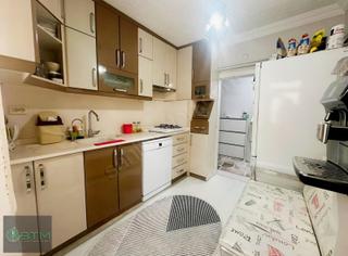 Akşemsettin Mah.'de 3+1 Ara Katta Güney Cp. Geniş-yapılı Daire